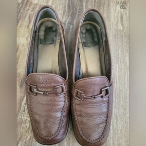 Stuart Weitzman Brown Leather Horsebit Loafers Slip-On Flats Size 8.5